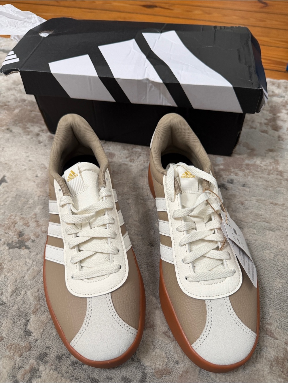 adidas Men’s Retro Runner Sneakers — Cream & Brown Sz 8
